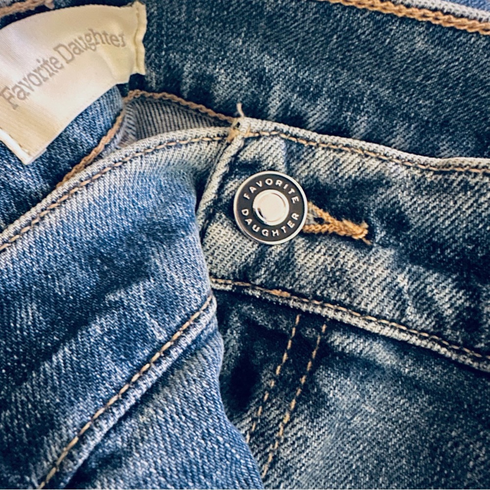 FAVORITE DAUGHTER 34 PETITE SHORTIE VALENTINA TOWER SUPER HIGH RISE - MED INDIGO - Picture 7 of 10